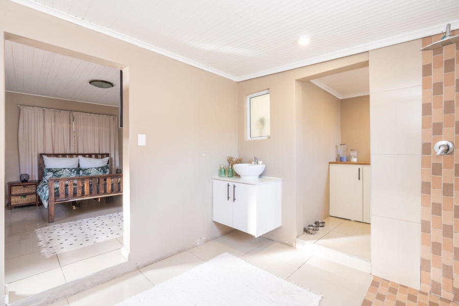 3 Bedroom Property for Sale in Bothasig Western Cape